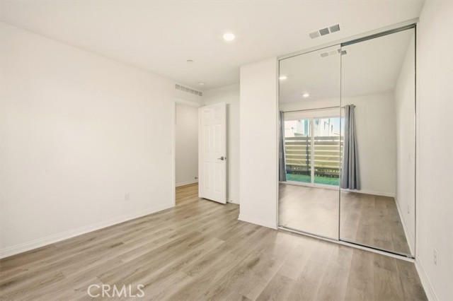 MLS #OC25241770 image #6