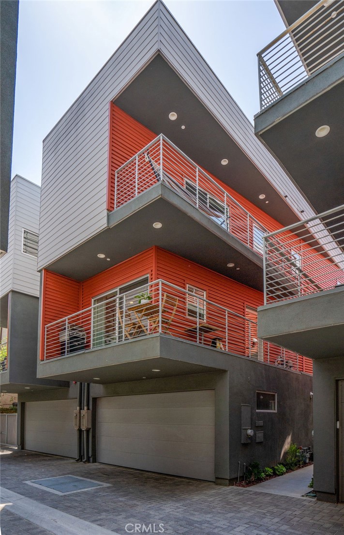 MLS #OC25241827 image #0