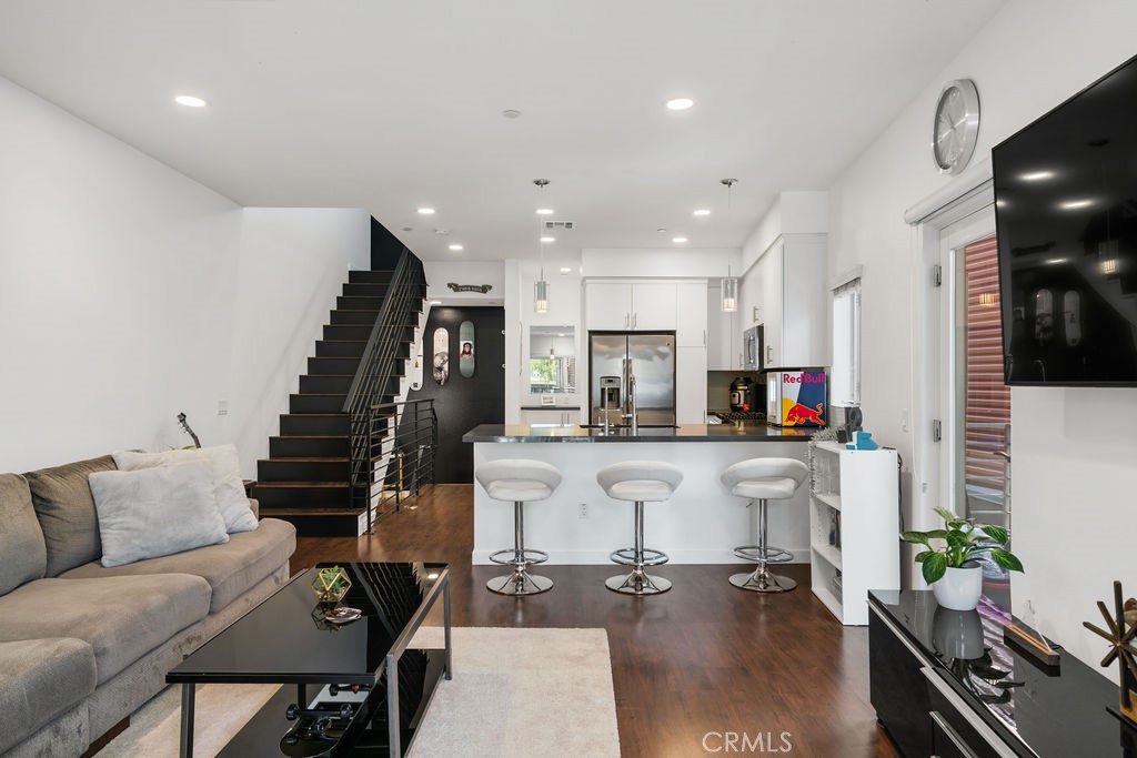 MLS #OC25241827 image #3