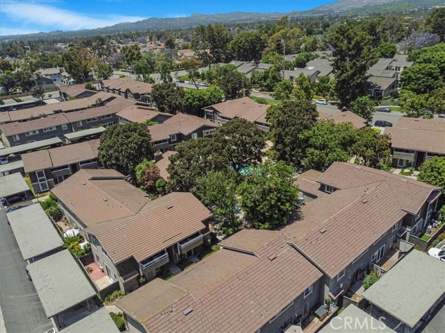 MLS #OC25241845 image #23