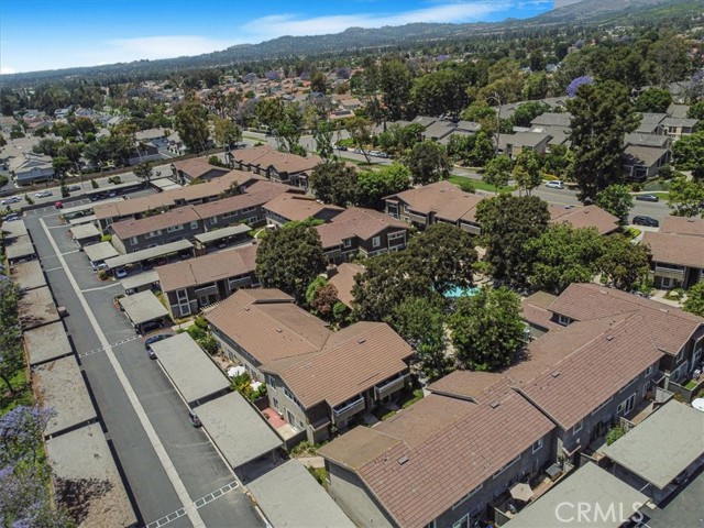 MLS #OC25241845 image #25