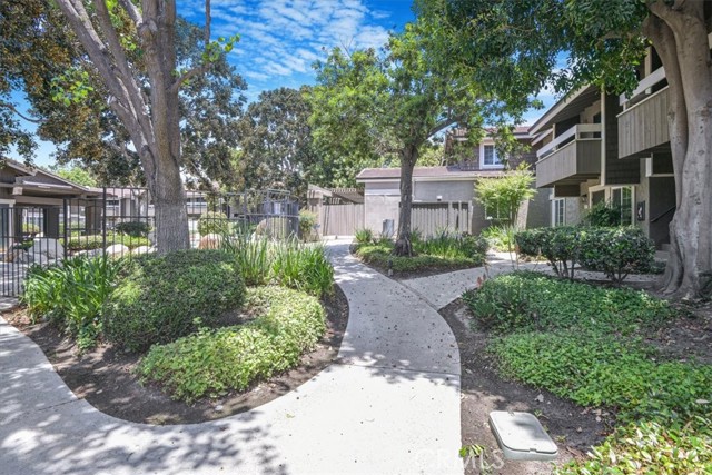 MLS #OC25241845 image #29