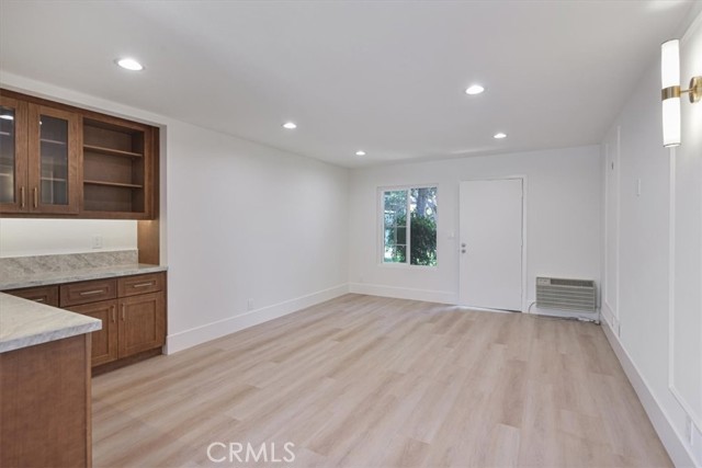 MLS #OC25241845 image #6