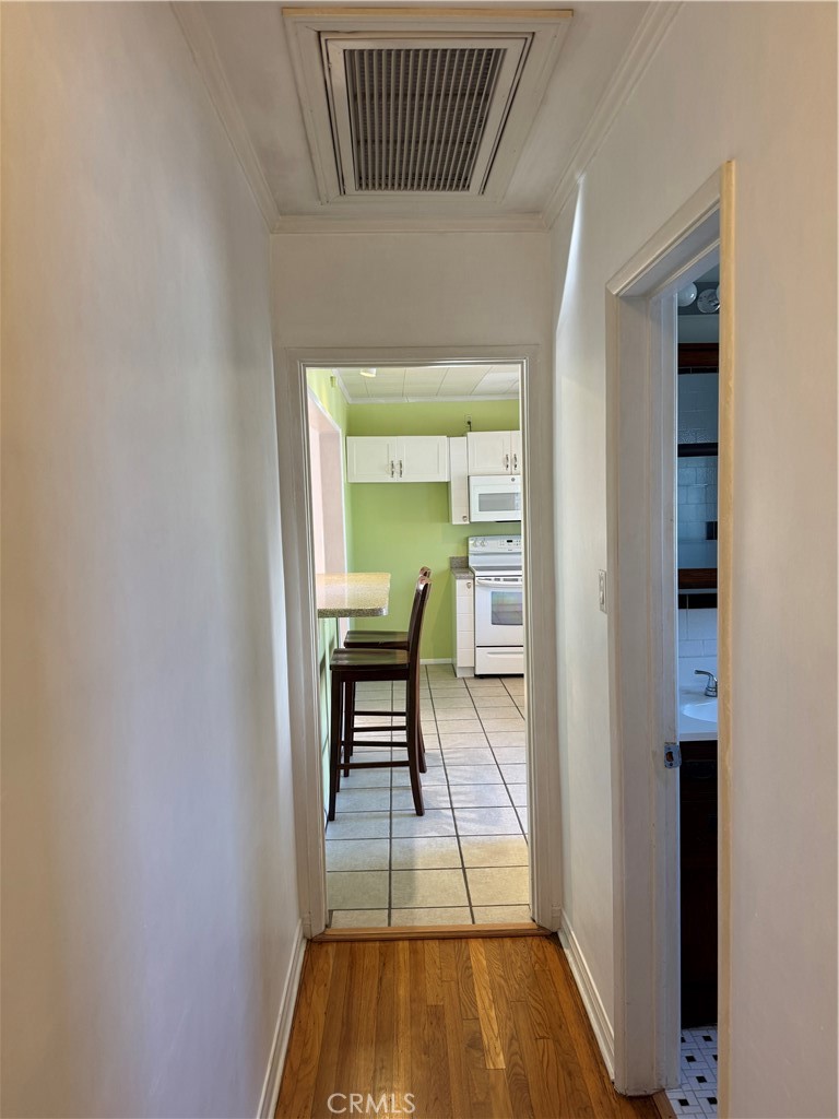 MLS #OC25241847 image #11