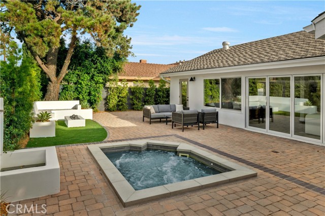 MLS #OC25241849 image #32