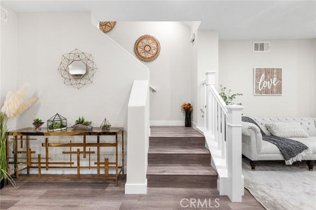 MLS #OC25241859 image #16