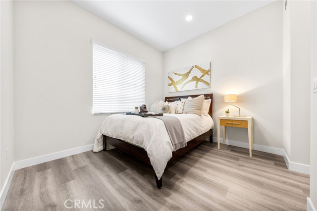 MLS #OC25241859 image #17