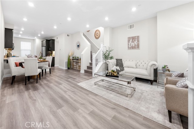 MLS #OC25241859 image #2