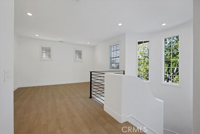 MLS #OC25241878 image #25