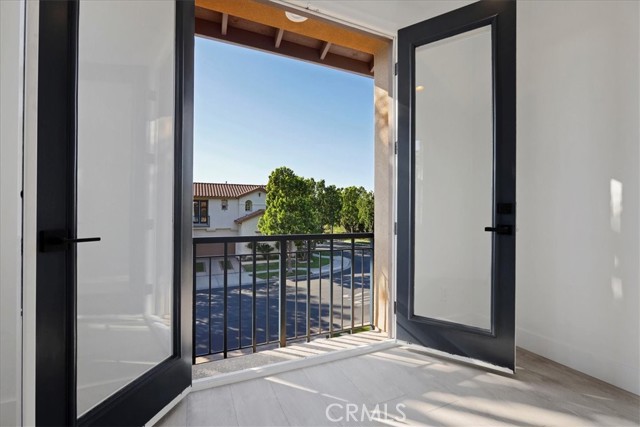 MLS #OC25241878 image #39