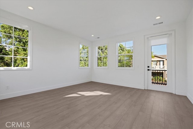 MLS #OC25241878 image #41