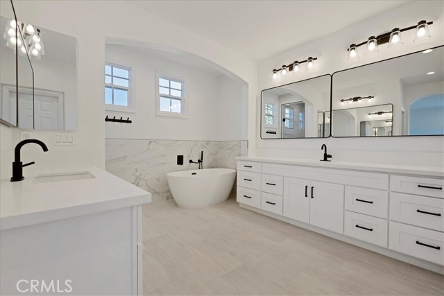 MLS #OC25241878 image #47