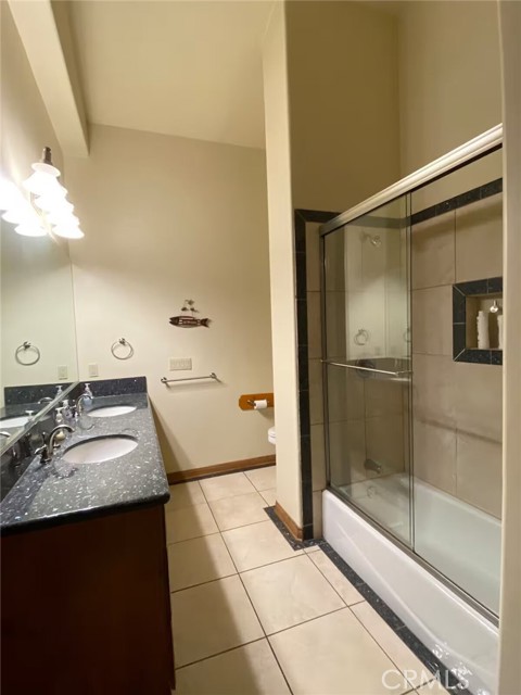 MLS #OC25241906 image #10