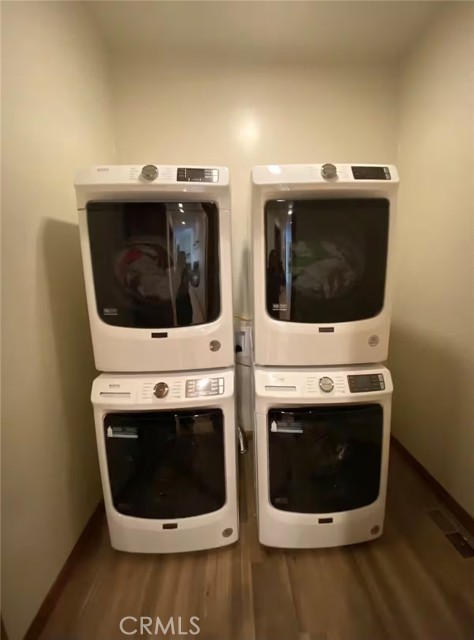 MLS #OC25241906 image #24