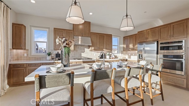 MLS #OC25241910 image #0