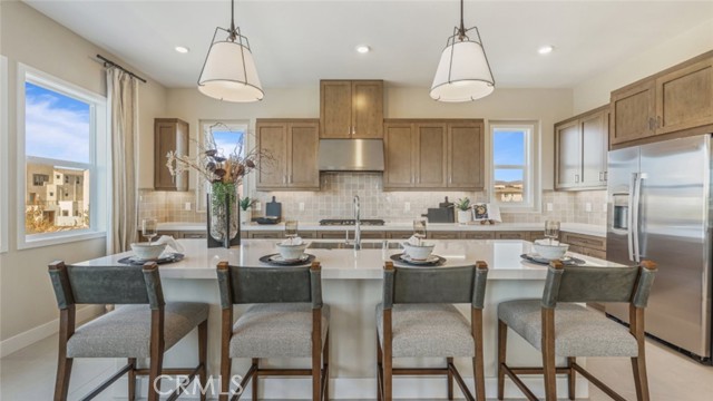 MLS #OC25241910 image #1