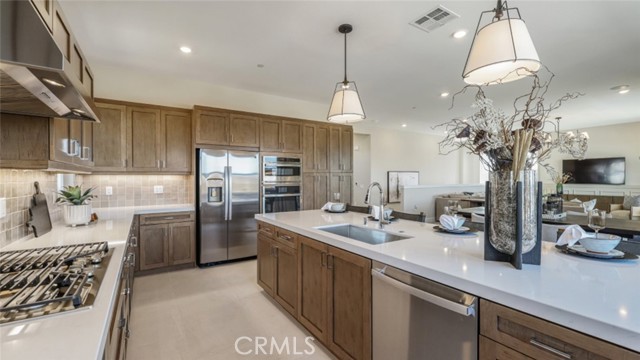 MLS #OC25241910 image #4