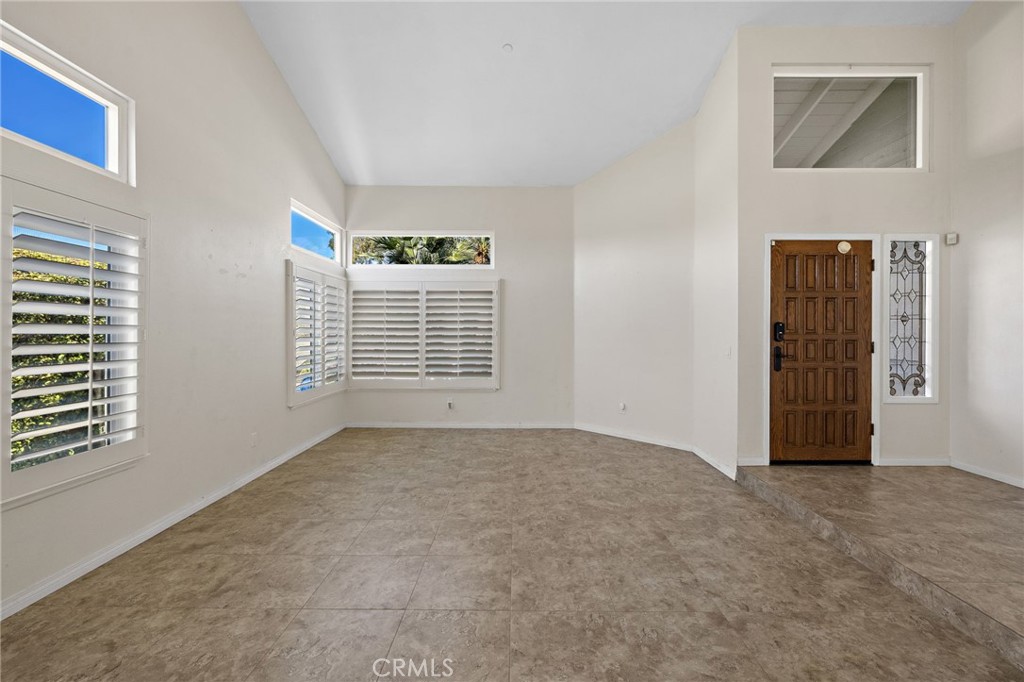 MLS #OC25241913 image #20