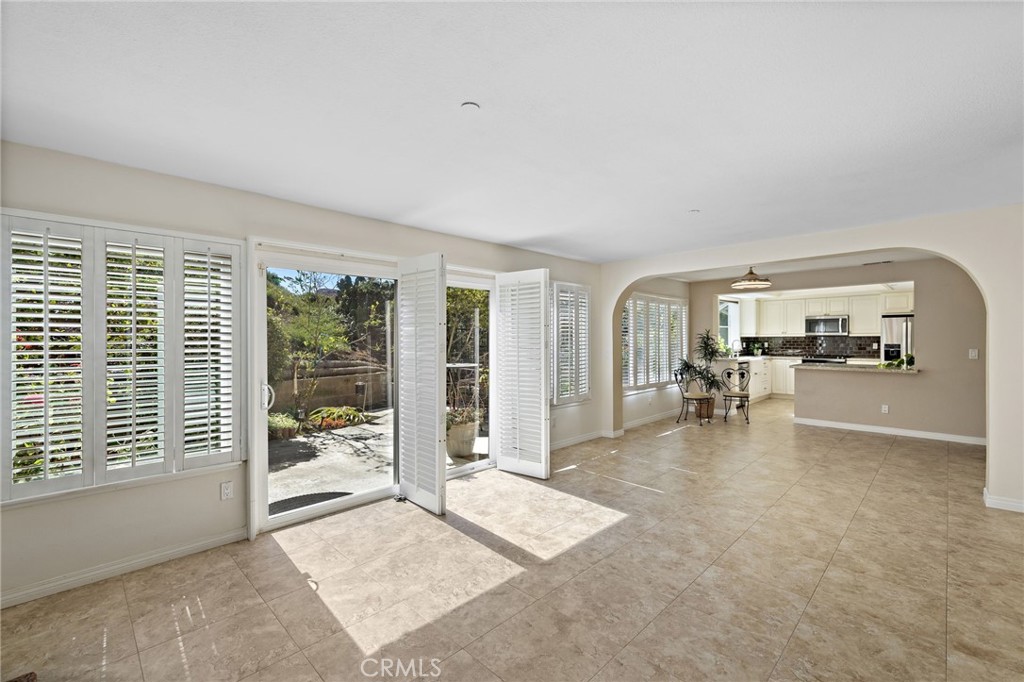 MLS #OC25241913 image #29