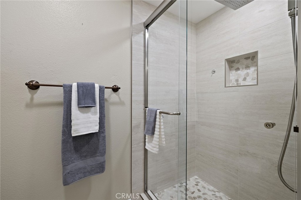 MLS #OC25241913 image #39