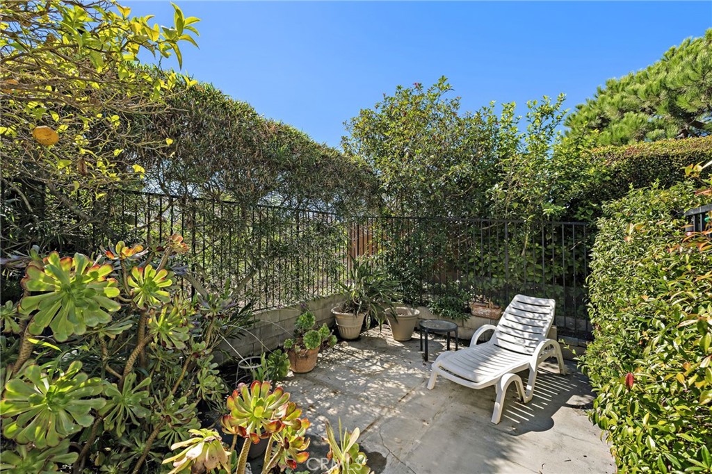 MLS #OC25241913 image #45