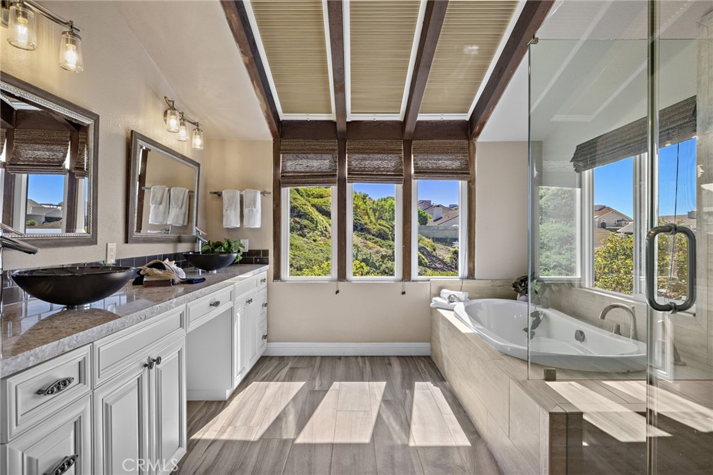 MLS #OC25241913 image #53