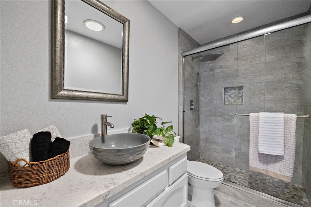 MLS #OC25241913 image #59