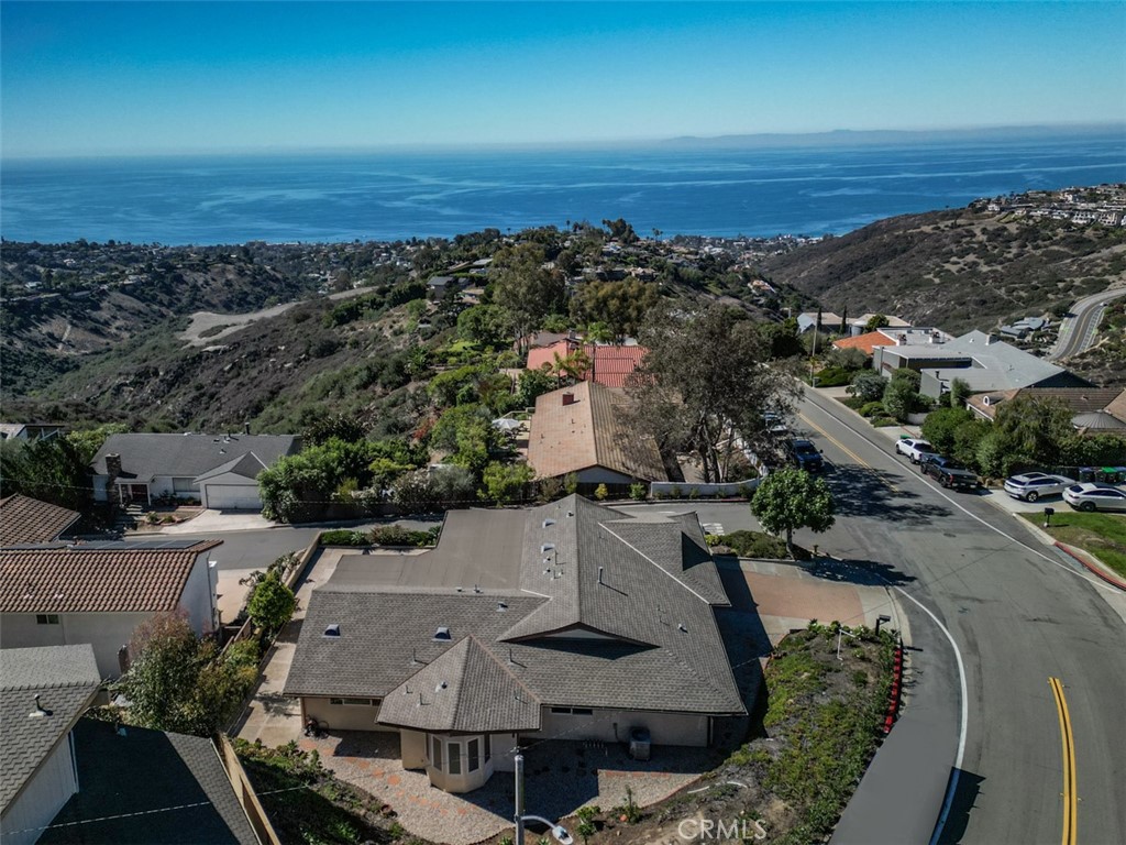 MLS #OC25241954 image #10