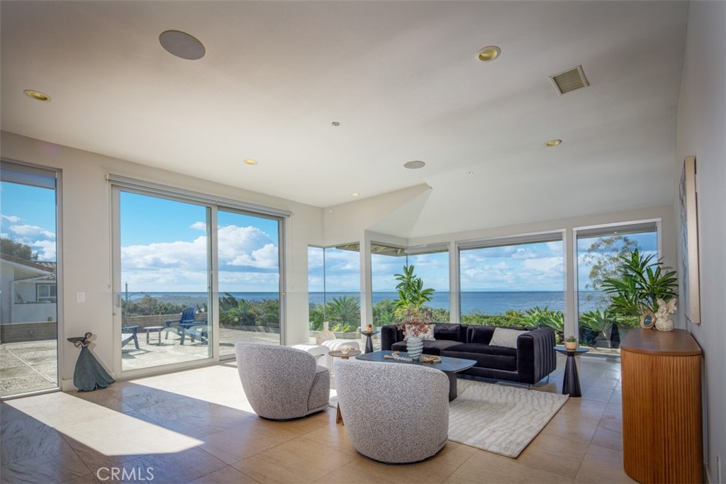 MLS #OC25241954 image #36