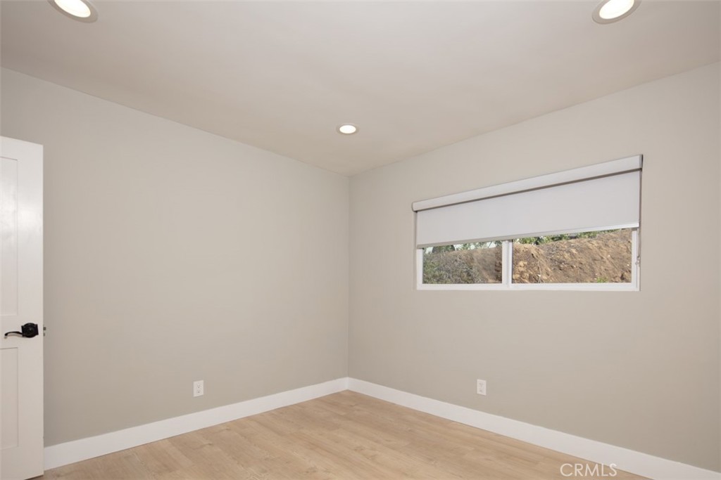 MLS #OC25241954 image #40