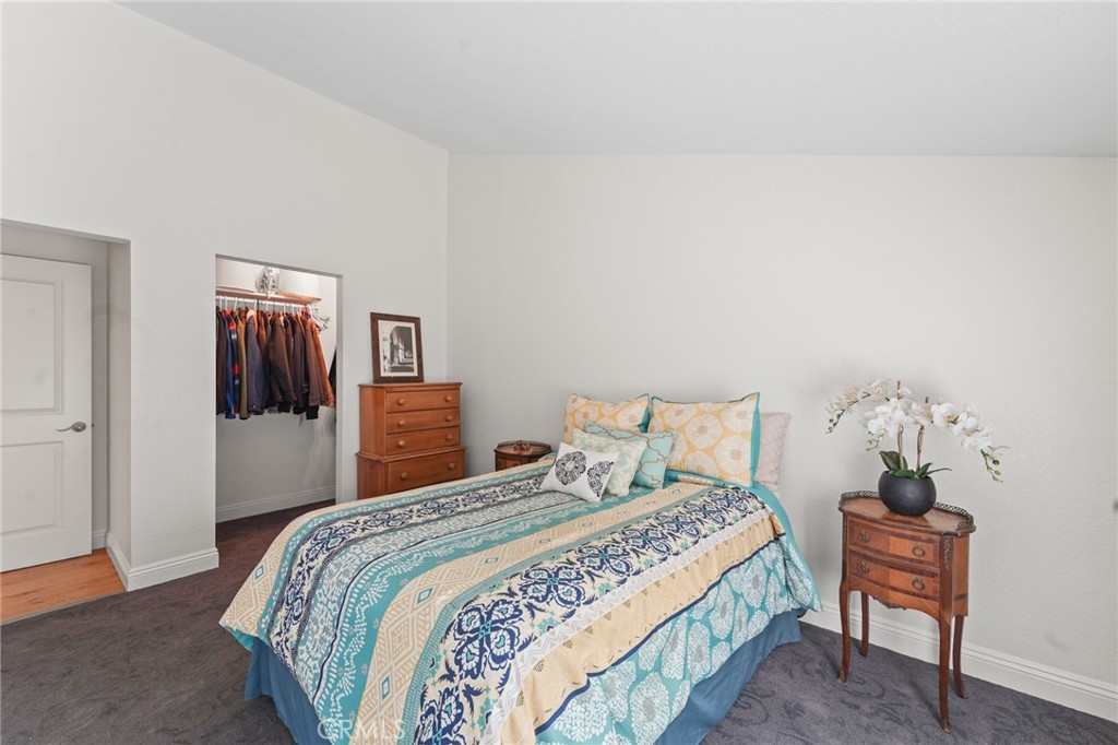 MLS #OC25241962 image #24