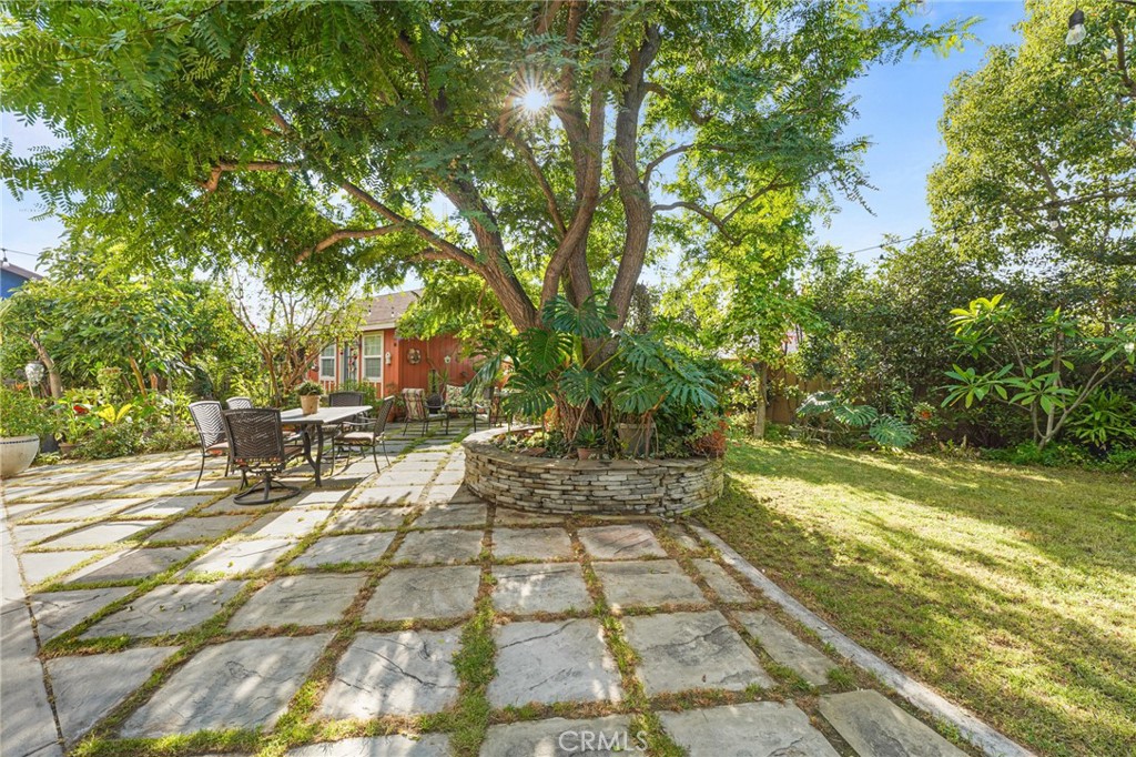 MLS #OC25241962 image #32