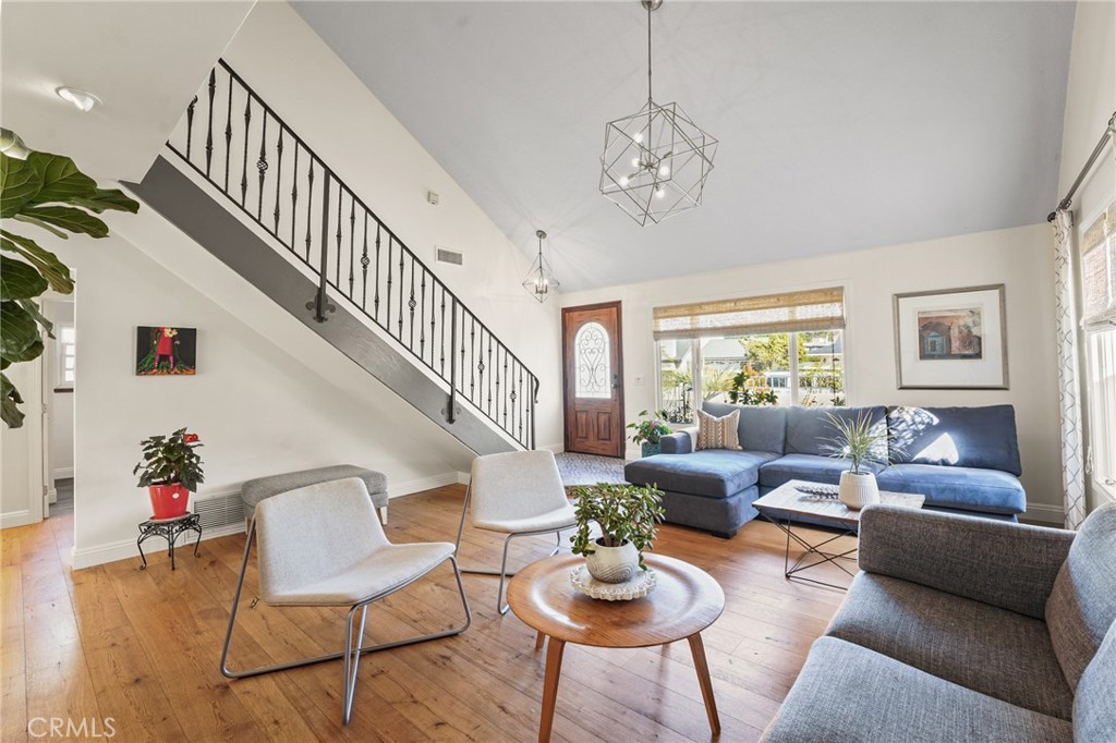 MLS #OC25241962 image #8