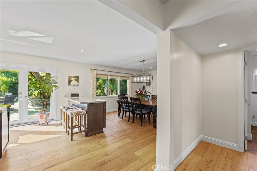 MLS #OC25241962 image #9