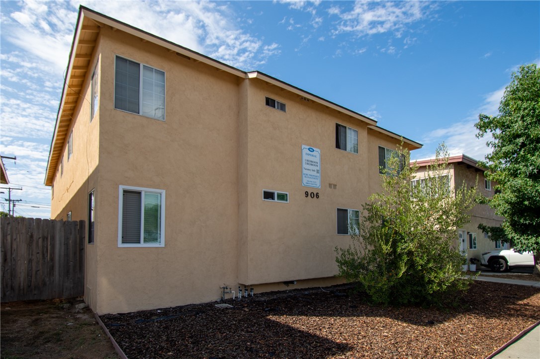 MLS #OC25241963 image #2