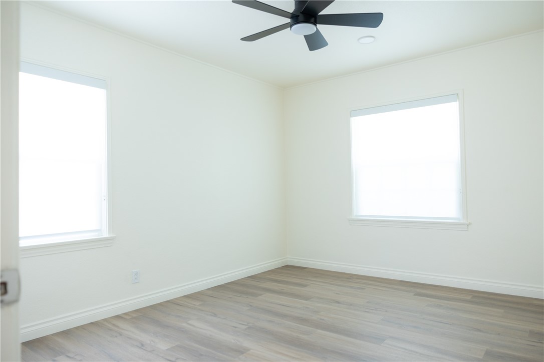 MLS #OC25242048 image #15