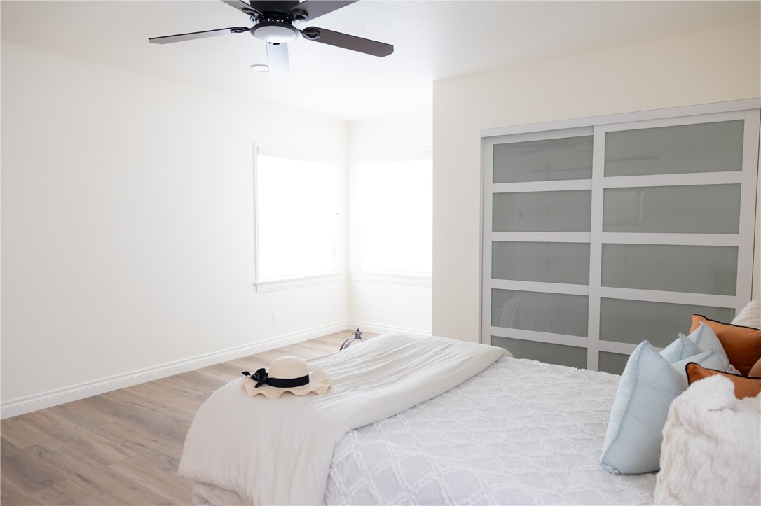 MLS #OC25242048 image #24