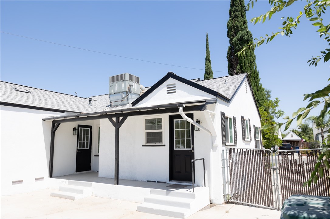 MLS #OC25242048 image #26