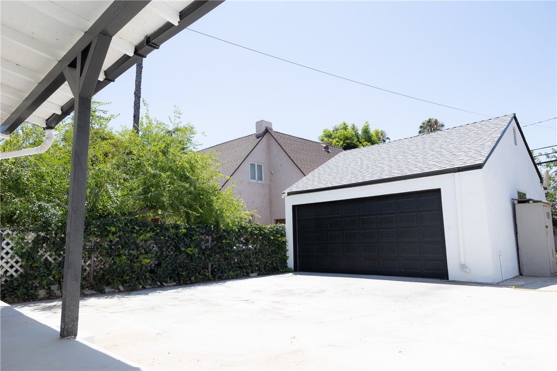 MLS #OC25242048 image #28