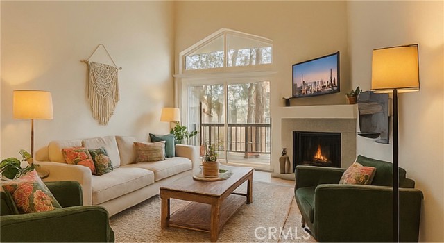 MLS #OC25242074 image #2