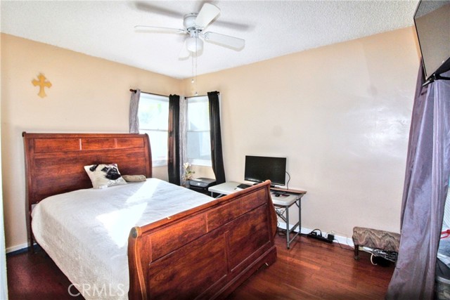 MLS #OC25242103 image #14