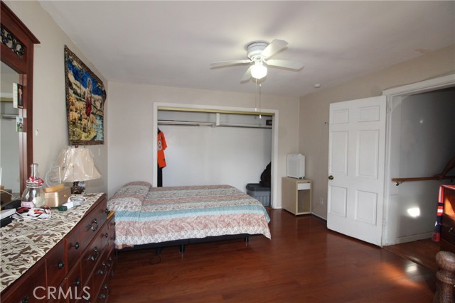 MLS #OC25242103 image #24
