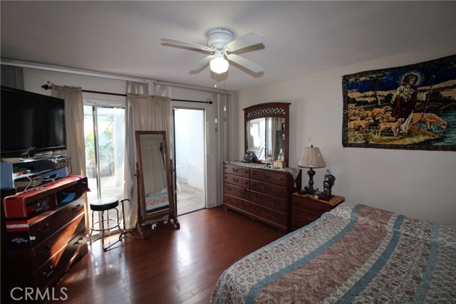 MLS #OC25242103 image #25