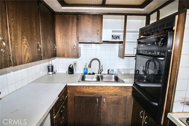 MLS #OC25242103 image #8