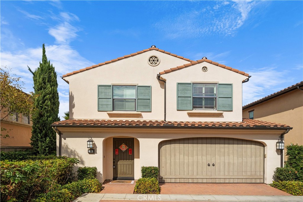 MLS #OC25242107 image #1