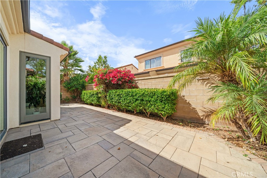 MLS #OC25242107 image #35