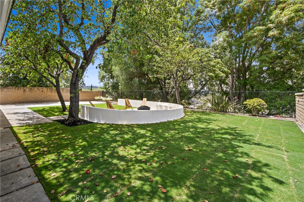 MLS #OC25242202 image #22