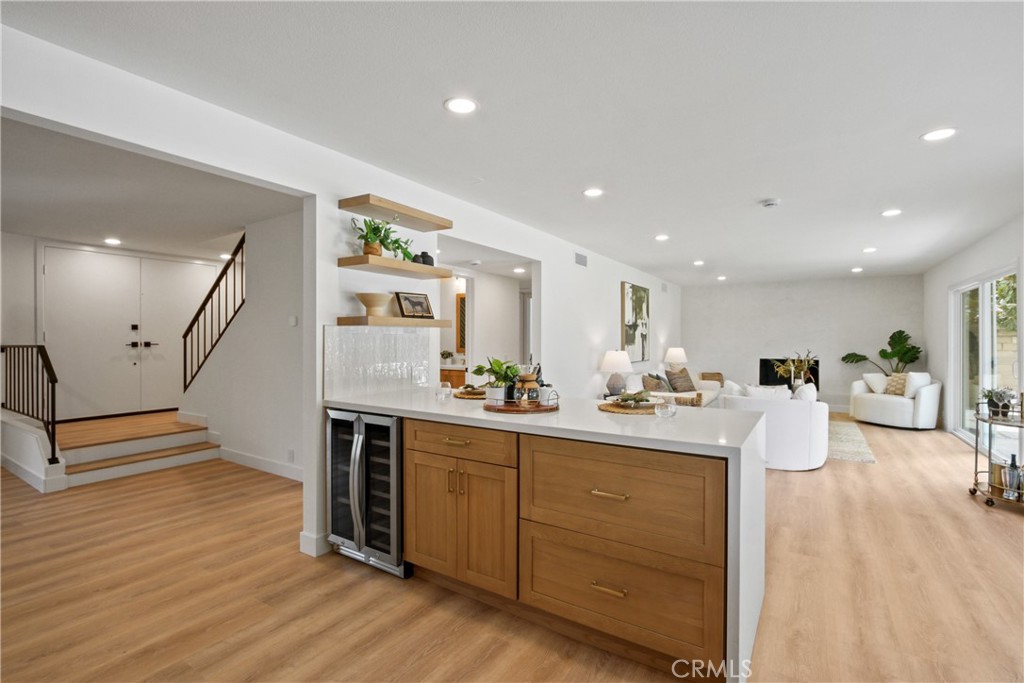 MLS #OC25242202 image #5