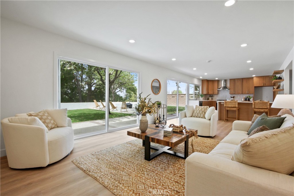 MLS #OC25242202 image #8