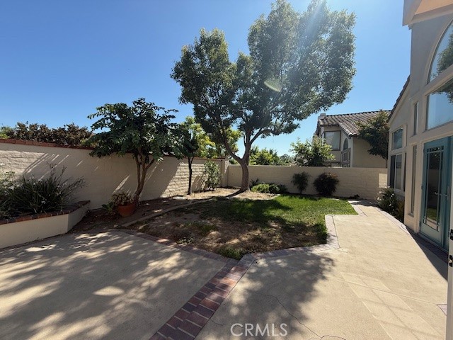 MLS #OC25242232 image #18